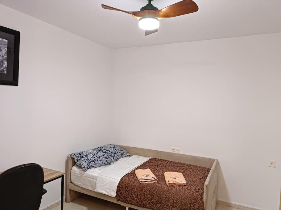 Gilet Senderismo Bici Parking 20 Min Valencia Apartment Екстериор снимка