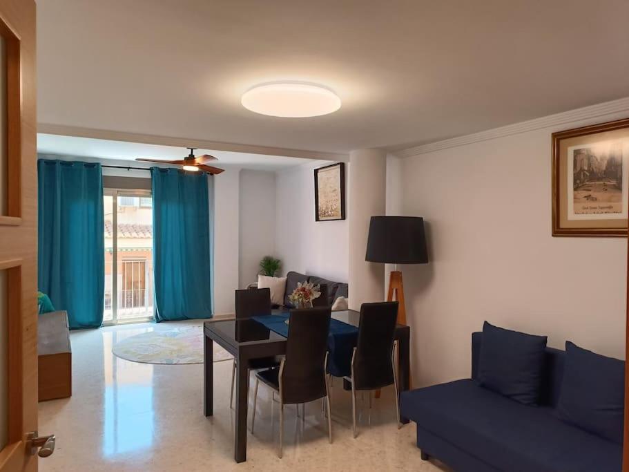 Gilet Senderismo Bici Parking 20 Min Valencia Apartment Екстериор снимка